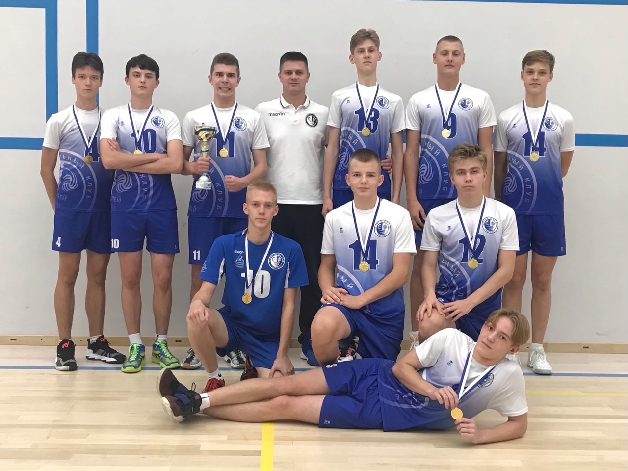Вологодская команда «Воллей тайм 1» стала победителем традиционного турнира по волейболу