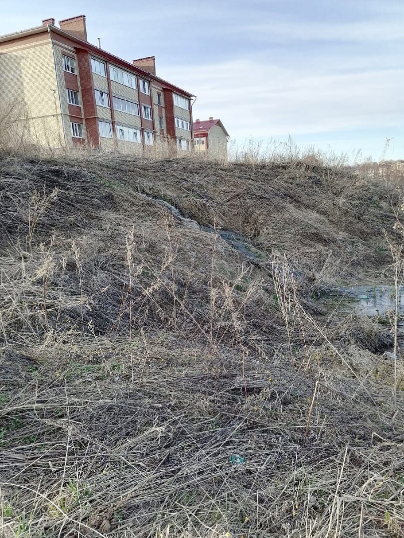 Элитный комплекс с туалетом во дворе: жители Маурино Вологодского района  пятый год живут без благ цивилизации | 27.01.2022 | Вологда - БезФормата