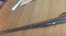 В Никольском районе в историческом особняке нашли старинную винтовку