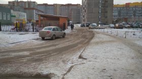 В Череповце четырехлетний мальчик попал под машину на улице Рыбинской