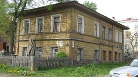 Московский инвестор приобрел еще один исторический деревянный дом в Вологде