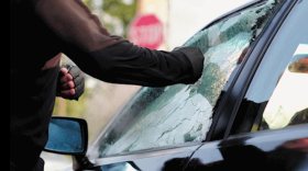 В Вологде мужчина «избил» авто бывшей сожительницы