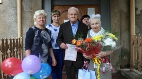 Первую свадьбу в доме престарелых отпраздновали в Бабушкинском районе
