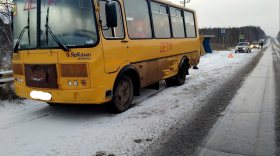 В Великоустюгском районе попал в аварию школьный автобус с детьми