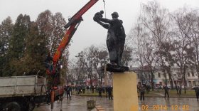 Вместе с памятником на свалке в Украине похоронили память о вологодских солдатах