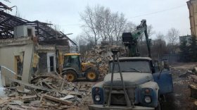 Полиция в Вологде не смогла остановить незаконный снос старинного дома