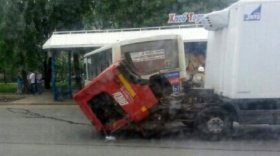Ученик автошколы спровоцировал ДТП с участием пассажирского автобуса в Вологде