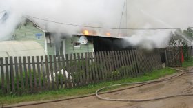 В Вологодской области 4-летний ребенок играл с огнем и сжег дом