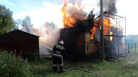 Череповчанин забыл экстренный номер пожарной службы и остался без дома
