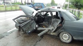 В Вологде столкнулись три автомобиля