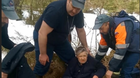 Вологодский пенсионер две ночи провел в снежном лесу и выжил