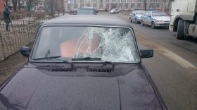 Мужчина попал под колеса автомобиля в Череповце