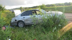 В Харовском районе опрокинулся BMW: водитель погиб