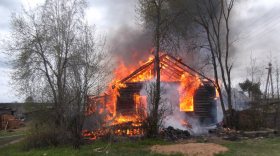 В Вожегодском районе из-за неисправной печи сгорел четырехквартирный жилой дом