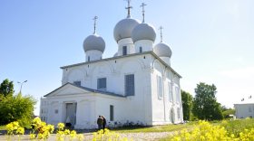 Спасо-Преображенский кафедральный собор Белозерска передали в собственность епархии