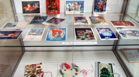 В Вологде открылась выставка советских новогодних открыток