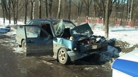 В Соколе пьяный водитель «ВАЗа» врезался в автобус и пытался убежать