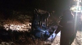 В Устюженском районе ВАЗ упал с моста в ручей: водитель погиб