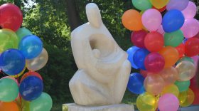 Памятник материнству появился в Вологде