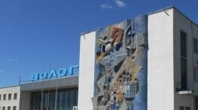 Мозаика на фасаде здания аэропорта Вологды может стать объектом культурного наследия
