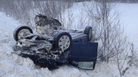 Автомобиль вылетел в кювет после обгона в Сокольском районе: погибла пассажирка