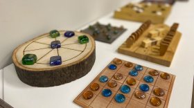 В древние игры и забавы предлагает сыграть посетителям Музей археологии в Череповце
