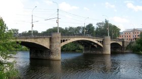 Октябрьский мост в Вологде отремонтируют по проекту 2011 года и оставят двухполосным