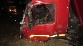 Водитель погиб в лобовом столкновении с грузовиком в Вологодской области