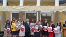 Лучших выпускников 2015 года чествовали в Вологде