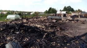 После пожара в восьмиквартирном доме в Никольске без крова остались 24 человека