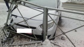 В Вологде на Белозерском шоссе машину отбросило на пешехода на «зебре»