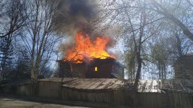 В Вологде продали сожженный дом на Набережной VI армии, 175