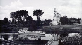 «Тихие улочки родного города»: Вологда в черно-белых фотографиях 