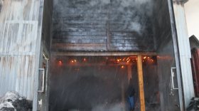В Вологде из-за перекала печи загорелось здание автосервиса