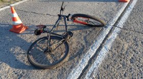 На трассе в Устюженском районе грузовик сбил 13-летнюю велосипедистку