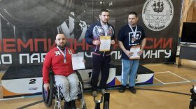 Антон Востриков завоевал серебряную медаль Чемпионата России по пара-пауэрлифтингу