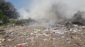 В Грязовецком районе всю ночь тушили пожар на мусорном полигоне