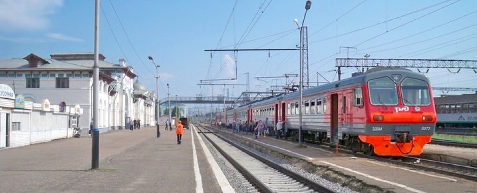 Череповец бабаево поезд. Электрички Вологда Череповец. Поезд вологодские зори.