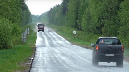 Пять километров дороги Василево - Устье в Сокольском районе обещают отремонтировать до 1 августа