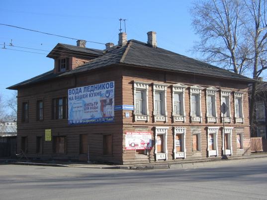 Деревянный дом XIX века на Чернышевского, 56 в Вологде признали памятником архитектуры