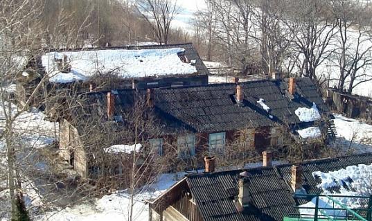 В Вологде при пожаре из-за курения в деревянном доме погиб пенсионер