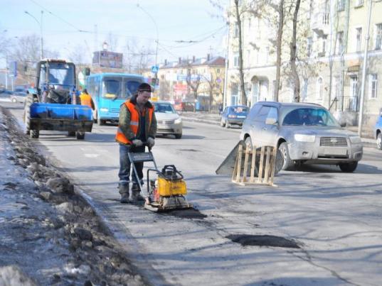 «Магистраль» и «Дорсервис» получат в 2019 году 417,5 млн рублей за ремонт улиц в Вологде