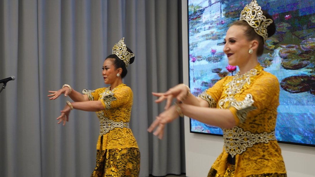 Передвижную выставку, посвященную отношениям России и Индонезии, привезли в Вологду