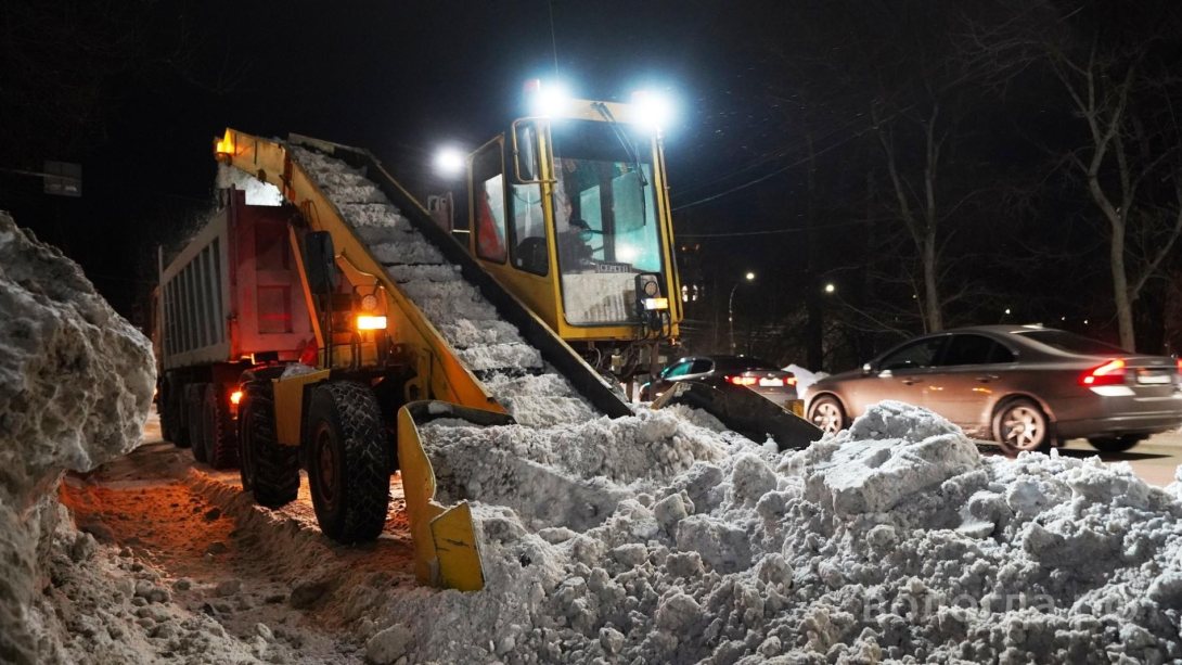 Более 53 тысяч кубометров снега вывезено с улиц Вологды за 10 дней