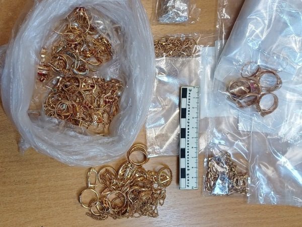 Из ломбарда в Тотьме украдено золота на 2 миллиона рублей