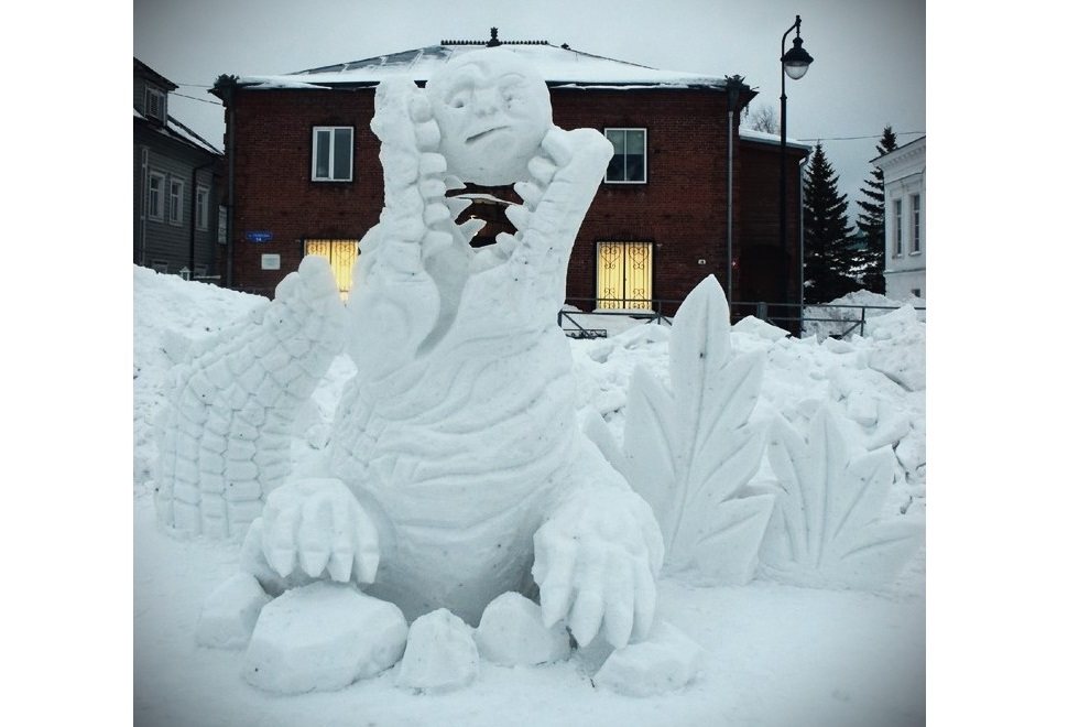 Череповчане создали лучшие снежные скульптуры в Каргополе