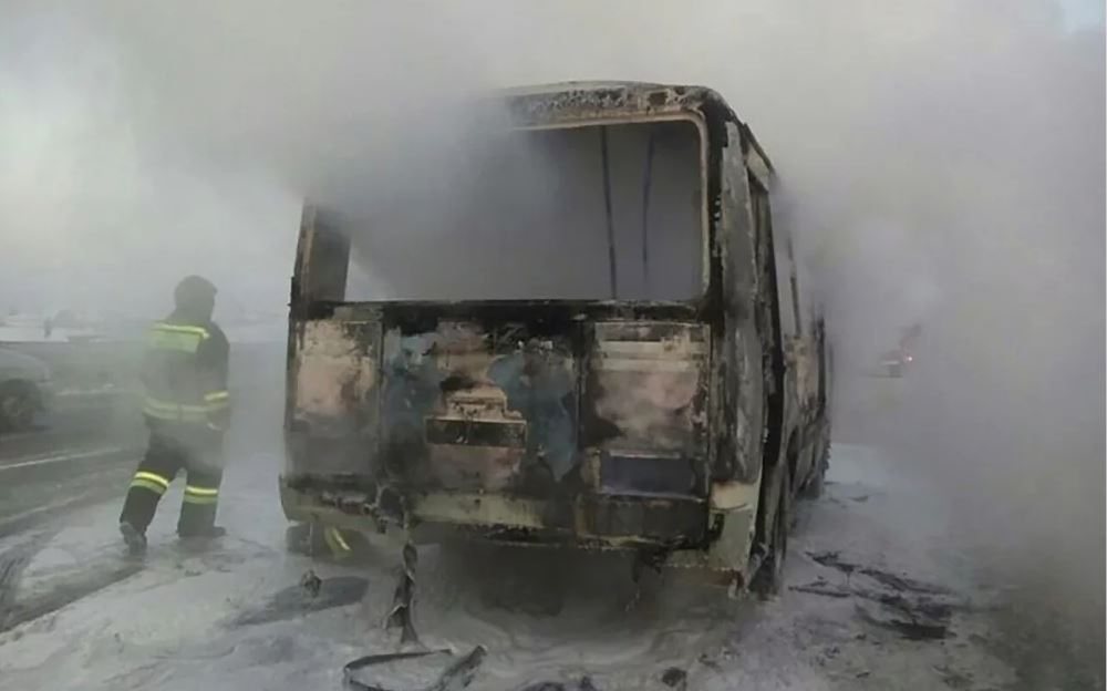 Рейсовый автобус ПАЗ сгорел в Никольске