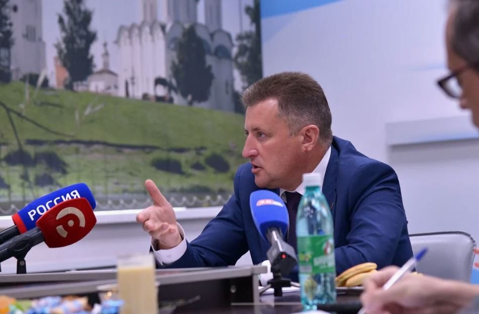 СМИ сообщают об отставке замгубернатора по внутренней политике Евгения Богомазова