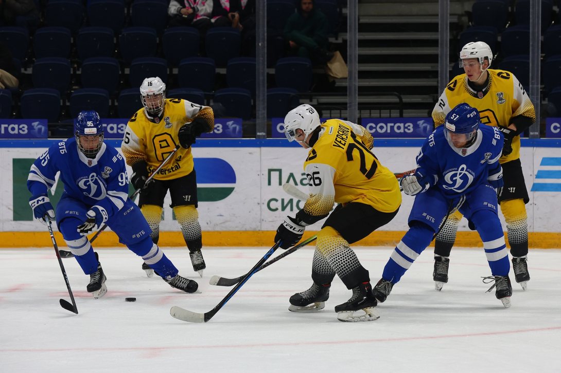 Череповецкий «Алмаз» вышел во второй раунд плей-оффа Молодежной хоккейной лиги