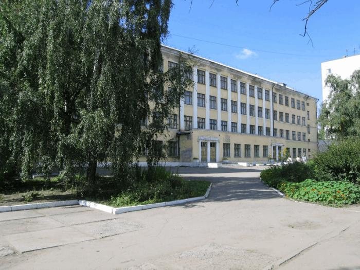 В Вологде определены первые подрядчики для ремонта школ